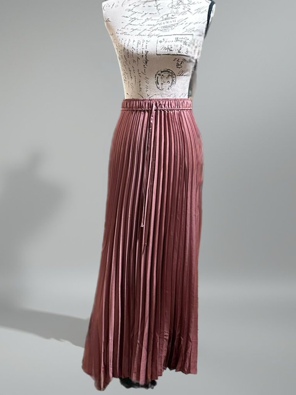 Express Blush Pink High Waist Pleated Satin Maxi Skirt NWT Sz XL - Picture 4 of 8